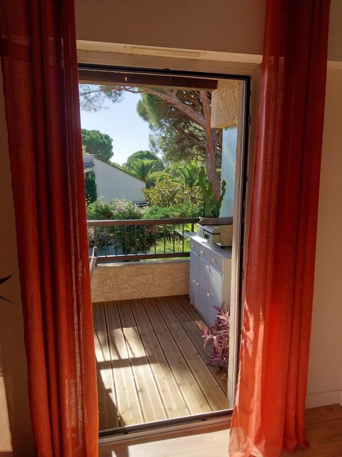La Terrasse Des Golfs, Duplex Climatise, 2 Sdb, Garage, Calme Et Verdure Saint-Raphaël Buitenkant foto